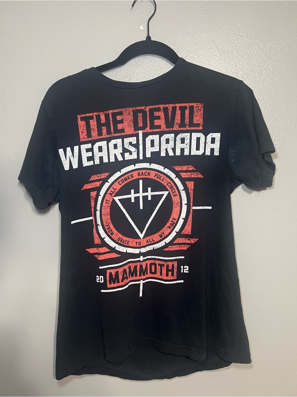 The Devil Wears Prada Mens T-Shirt Small Black Rock Metal 2012 Mammoth Size: M